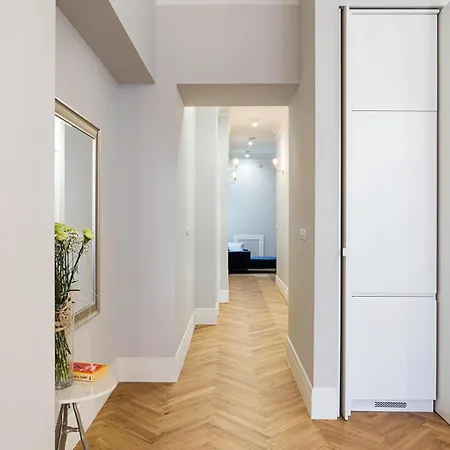 Apartment Old Town Heart Xviii - Downtown Luxury Warsaw